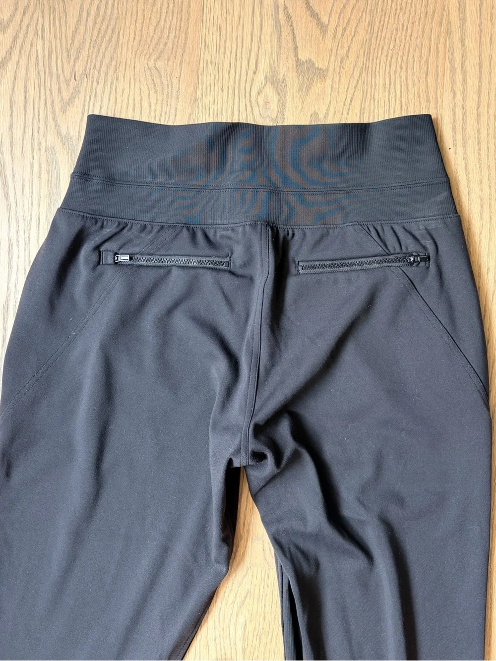 Athleta High Rise Venice Jogger Pants Black